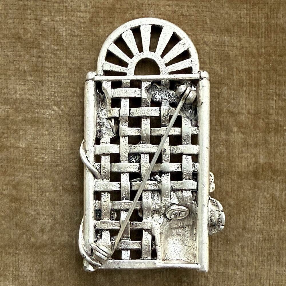 Vintage Danecraft Flower Garden Trellis Gate Brooch Pin Signed Silver Tone - Picture 4 of 8